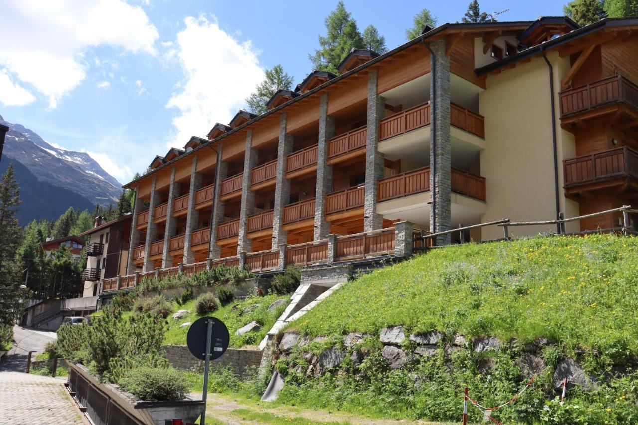 Residence Regina Delle Alpi Santa Caterina di Valfurva Exterior foto